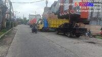 Warga Resah: Kemacatan di Jalan Budi Karya akibat Bongkar Muat Ekspedisi